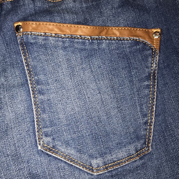 White House Black Market Vegan Leather Tipped Cropped Ankle Zip Skimmer Jeans - Picture 15 of 16